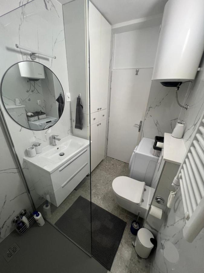 City Center Apartment Twiggy มาคาร์สกา ภายนอก รูปภาพ
