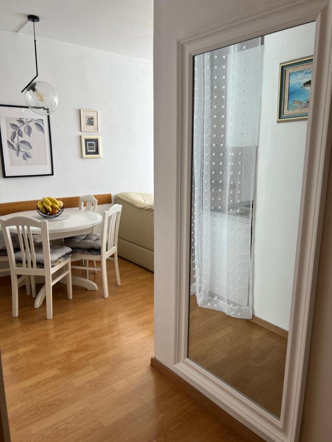 City Center Apartment Twiggy มาคาร์สกา ภายนอก รูปภาพ